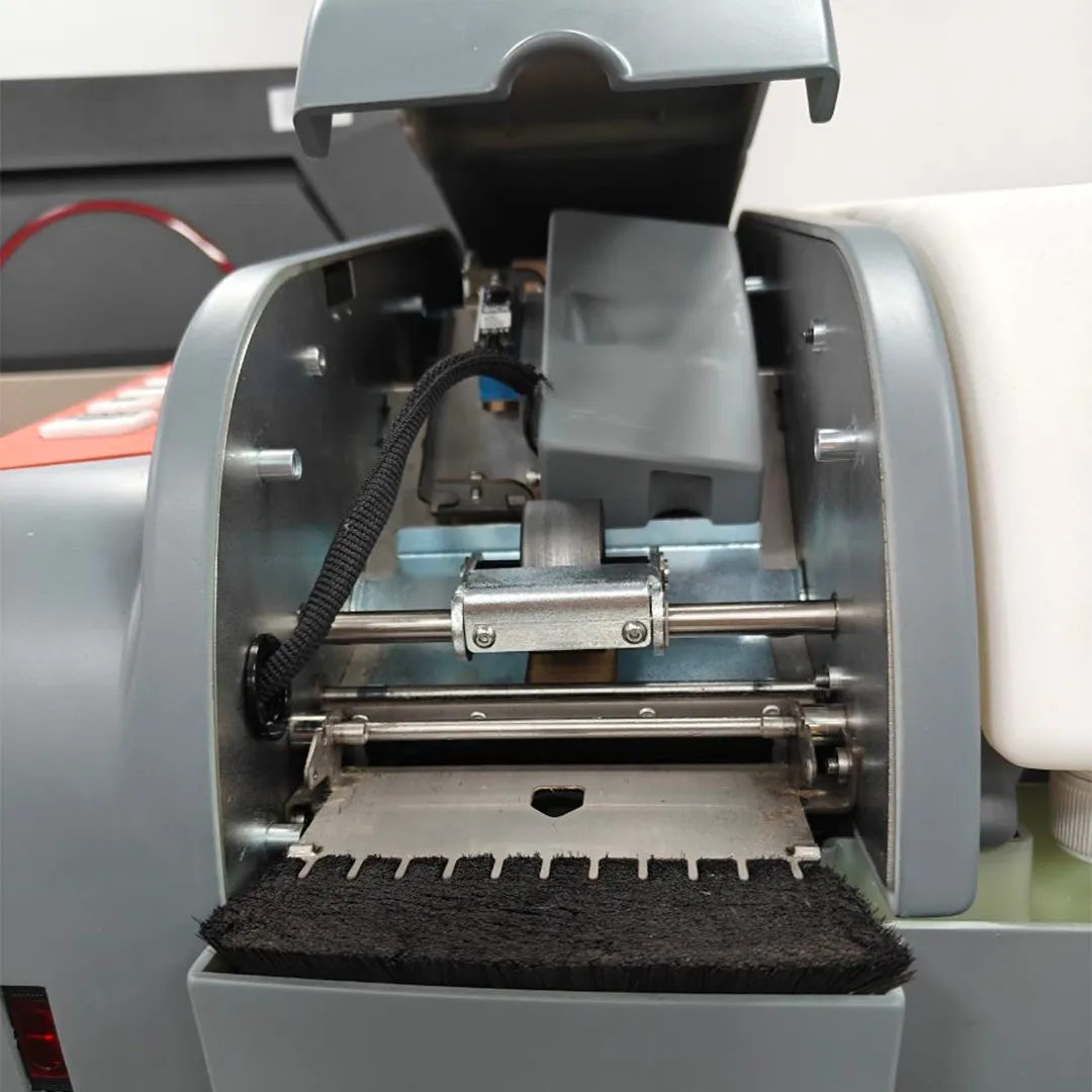Electric Water Activated Tape Dispenser | Automatic Gummed Tape Machine - Image 6